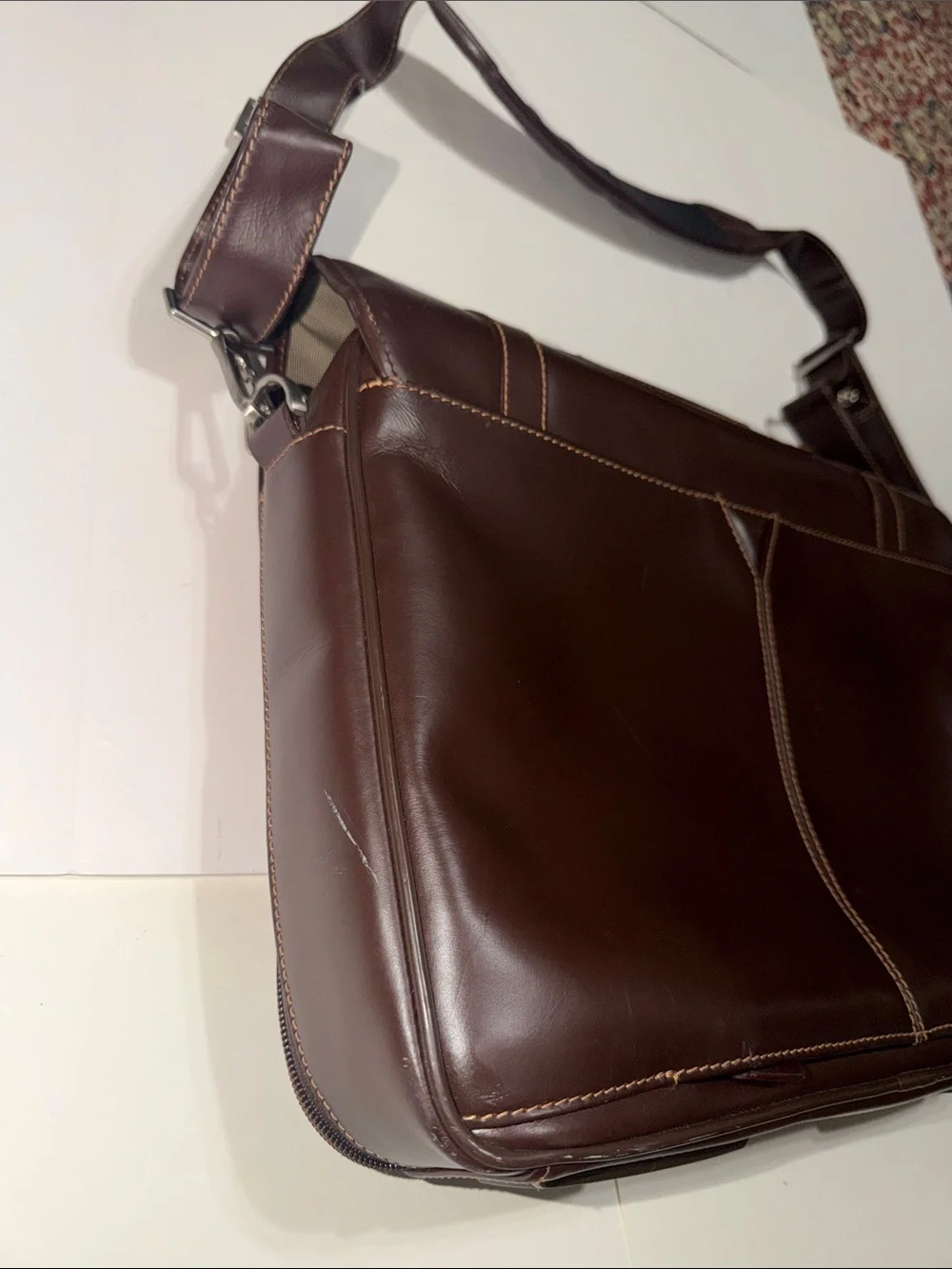 Johnston & Murphy Dark Brown Leather Messenger Bag